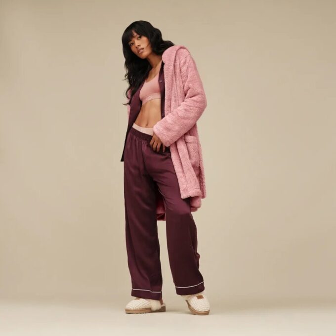 UGG Aarti